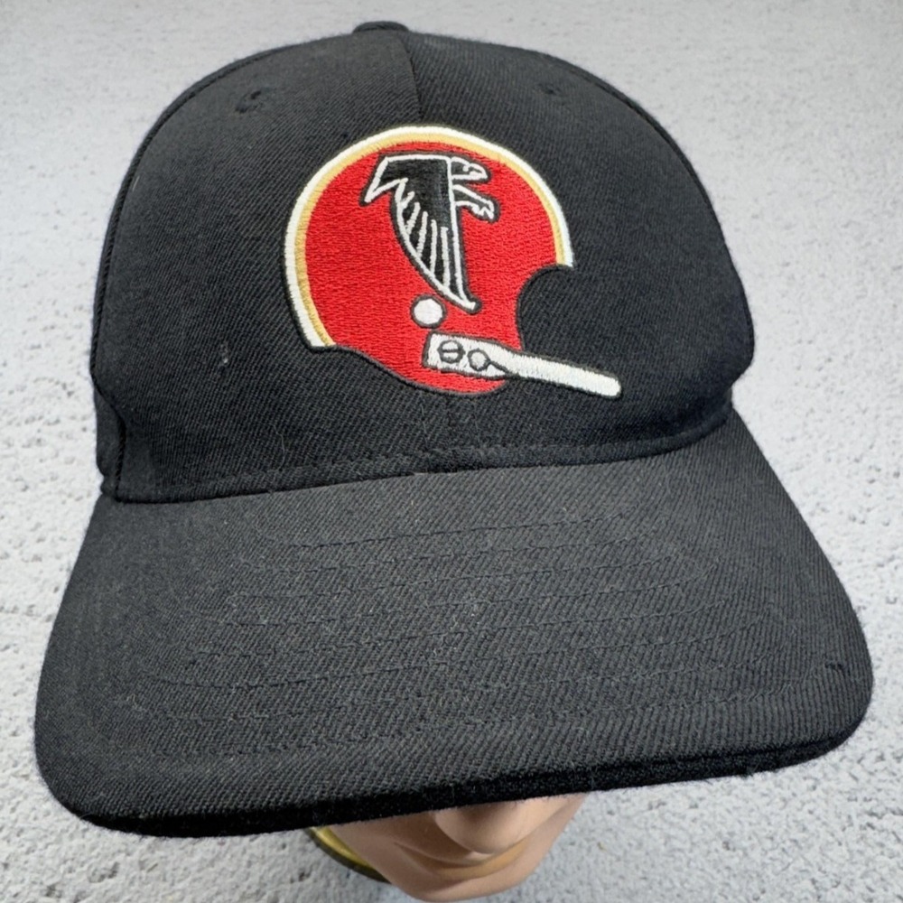Vintage Atlanta Falcons Hat Cap Fitted 7 1/2 Black Reebok NFL Gridiron Football